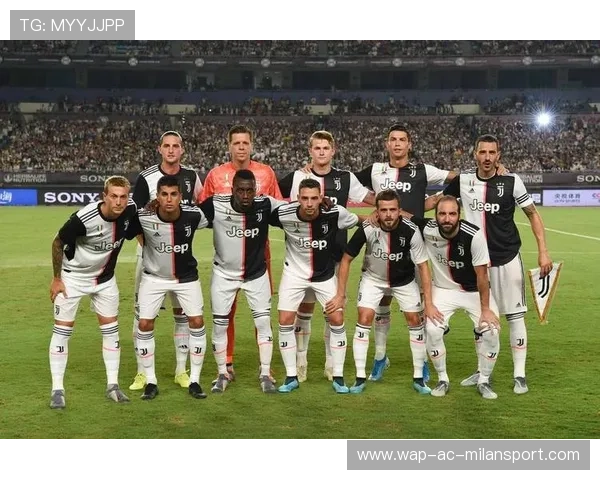 尤文后场调度如智能辅助，多特反击似赛车超车，尤文后卫队员有哪些